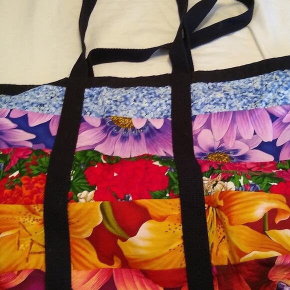 Floral handmade tote. Vibrant. Great for Books or Shopping. - Picture 3 of 5